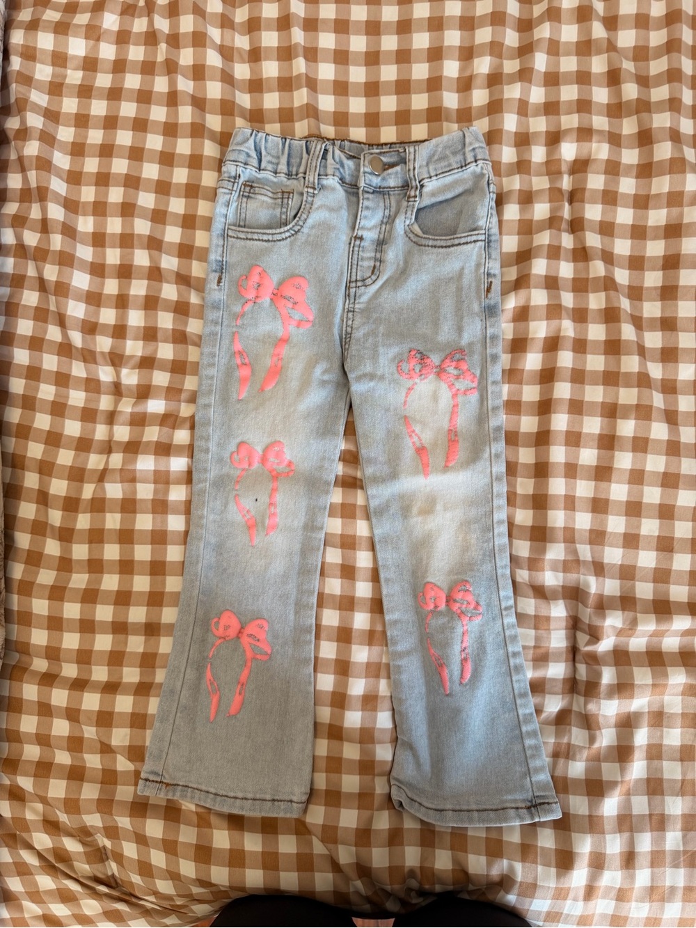 Girls' Light Wash Jeans with Pink Bow Prints